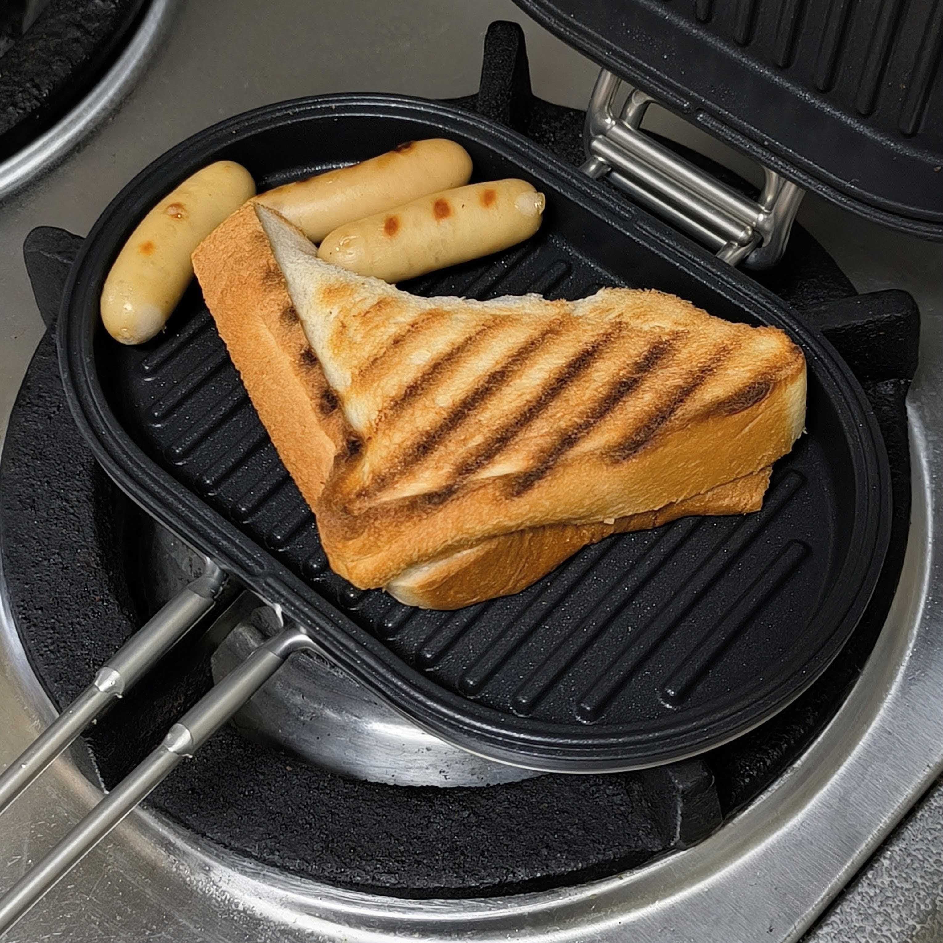 簡単ホットサンドもすぐできる！