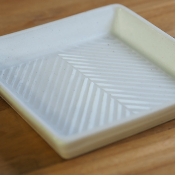 オリメ　Pヘリンボーン　正角皿　ホワイト　/　ORIME