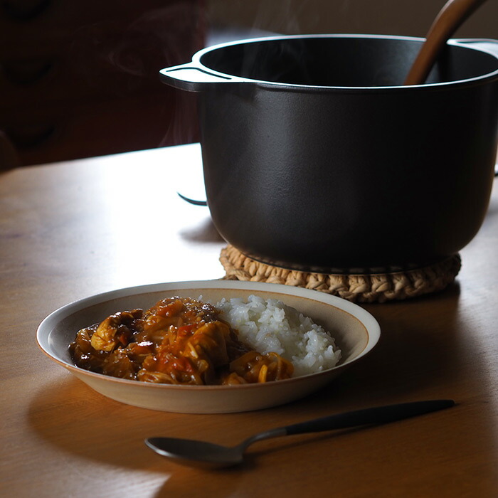 【なべふたスタンドプレゼント】味わい鍋　両手特深　22cm