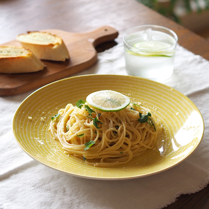 アラビア　24h　アベック　プレート　26cm　イエロー　/　ARABIA　24h　Avec　※