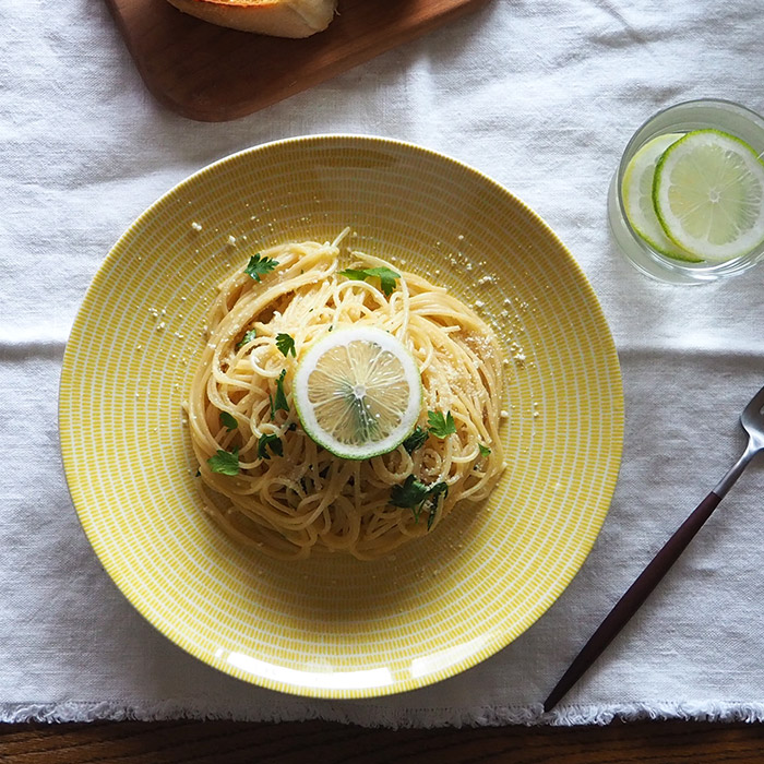 アラビア　24h　アベック　プレート　26cm　イエロー　/　ARABIA　24h　Avec　※