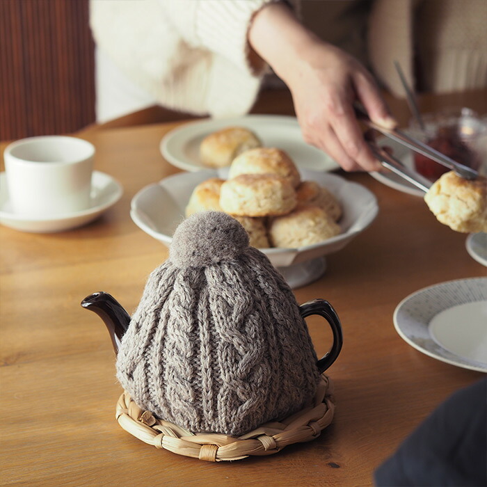 サンク　ハイランド2000　ケーブル編みティーコージー　2カップ用　ナチュラル　/　CINQ　※