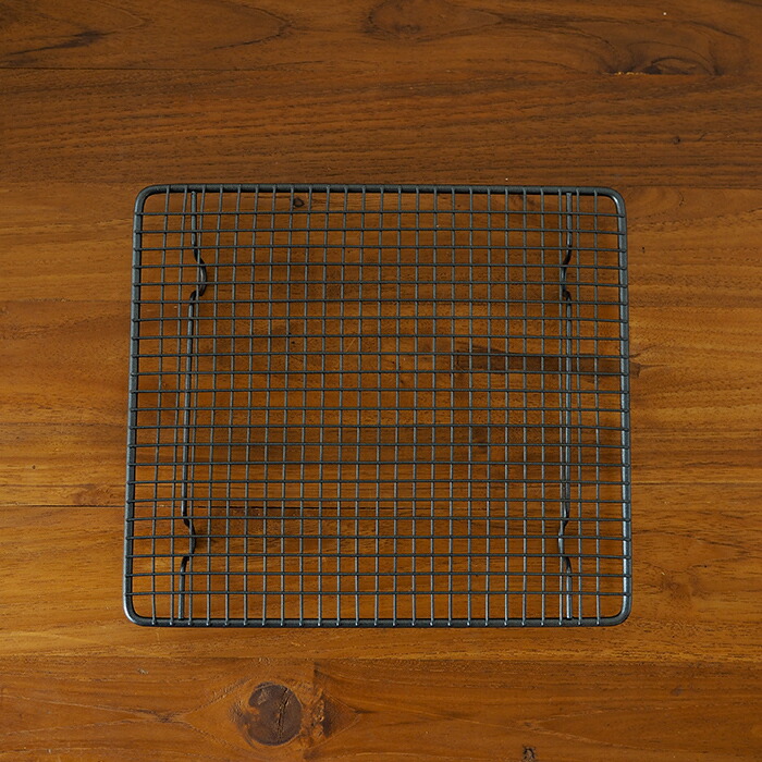 サンク　イギリスのケーキクーラー　/　CINQ