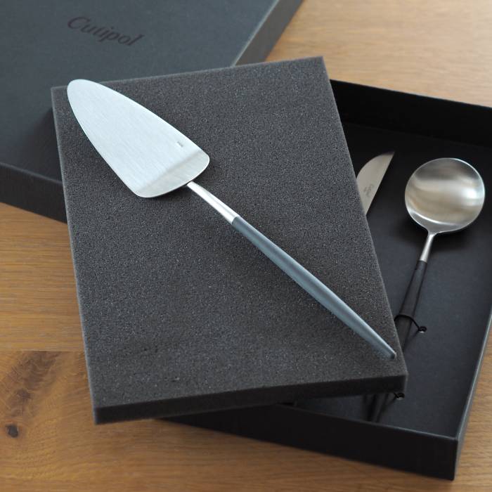 【正規品】クチポール ゴア・ブラック シルバー ケーキサーバー / Cutipol GOA-Black