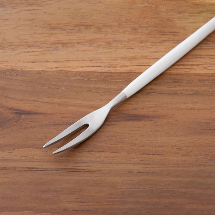 【正規品】クチポール　ゴア・ホワイト　シルバー　ジャパニーズフォーク　/　Cutipol　GOA-White