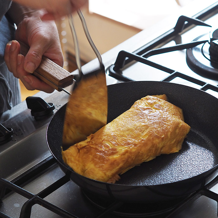 アンバイ　玉子焼　オムレツパン　240　/　ambai【スタッフが選ぶ鉄フライパンおすすめ5選！】