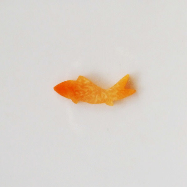 抜き型 魚 小