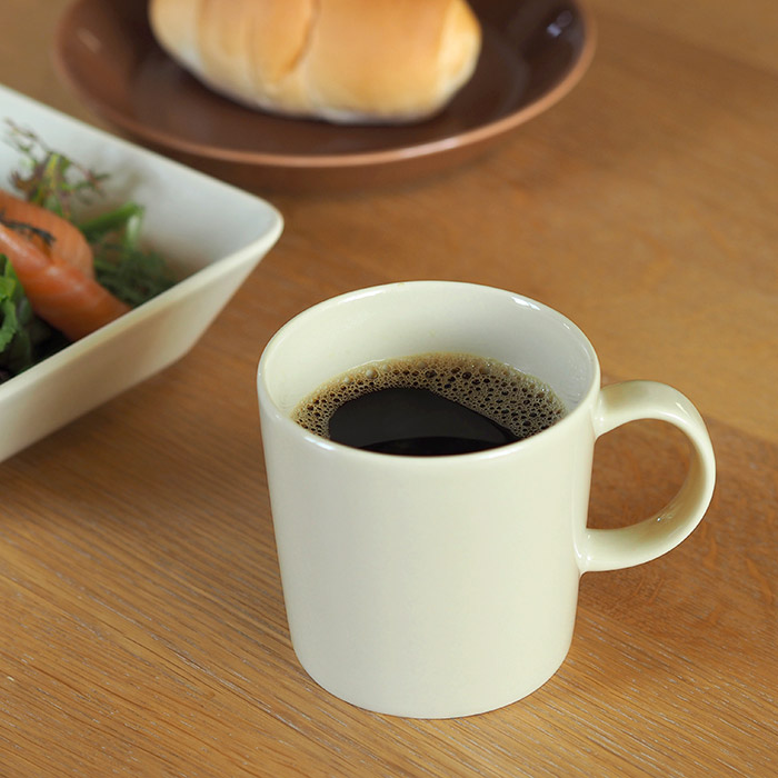 イッタラ ティーマ マグカップ 0.3L リネン / iittala TEEMA