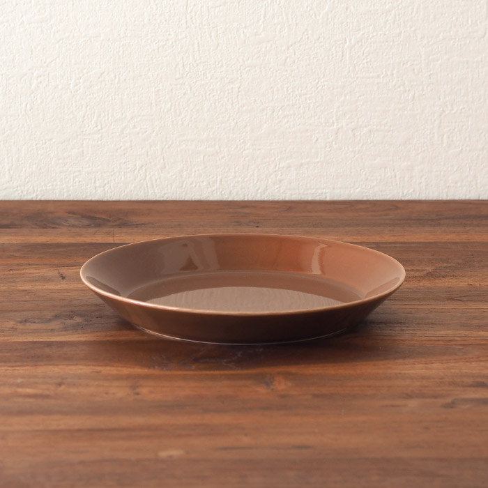イッタラ　ティーマ　プレート　21cm　ヴィンテージブラウン　/　iittala　TEEMA