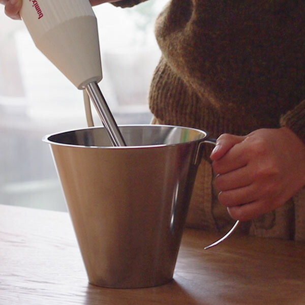 ヨナス 計量カップ オープンハンドル 1000ml / Jonas