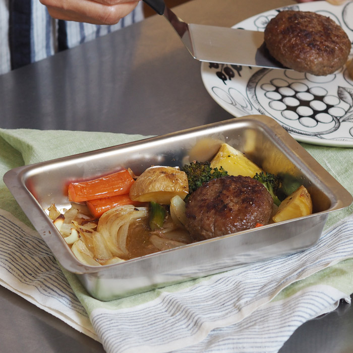 ヨナス　ステンレス　ローストディッシュ　21×15.5cm　/　Jonas