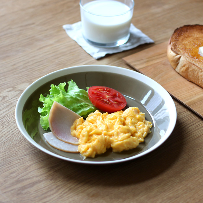 yumiko iihoshi porcelain × 木村硝子店 dishes 200 plate fawn brown / ディシィーズ ファーンブラウン