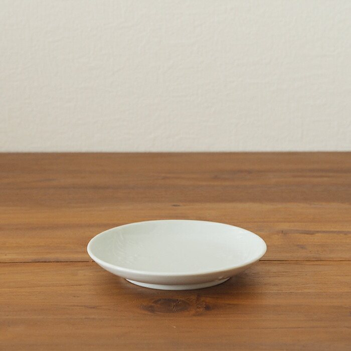 九谷青窯　高原真由美　白磁いっちん草花散らし　4.5寸皿