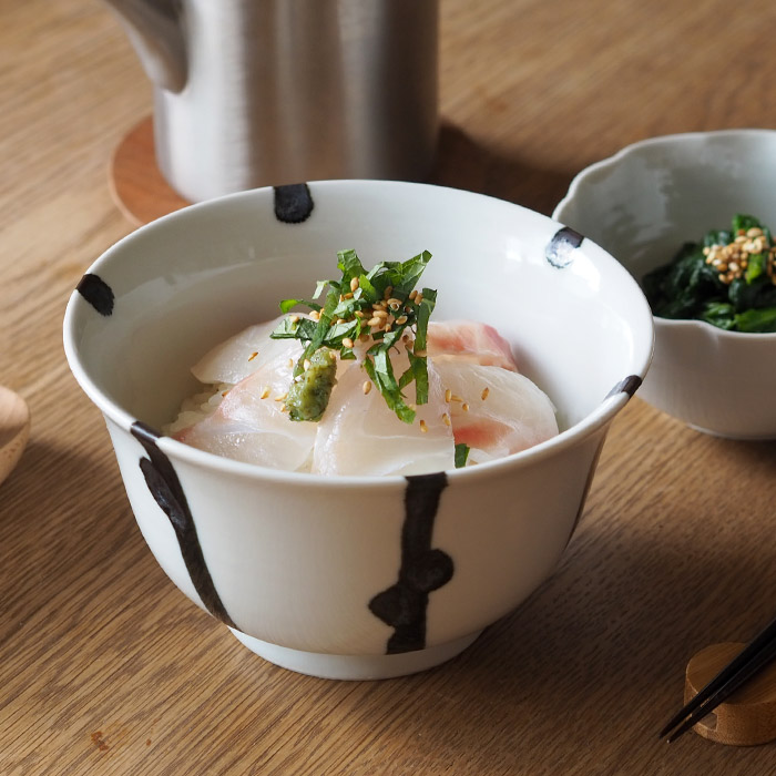 九谷青窯　横井佳乃　木賊に露　丼