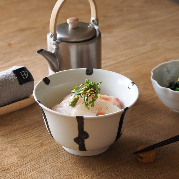 九谷青窯　横井佳乃　木賊に露　丼