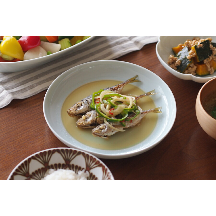 瑞々　まる皿7寸　青白