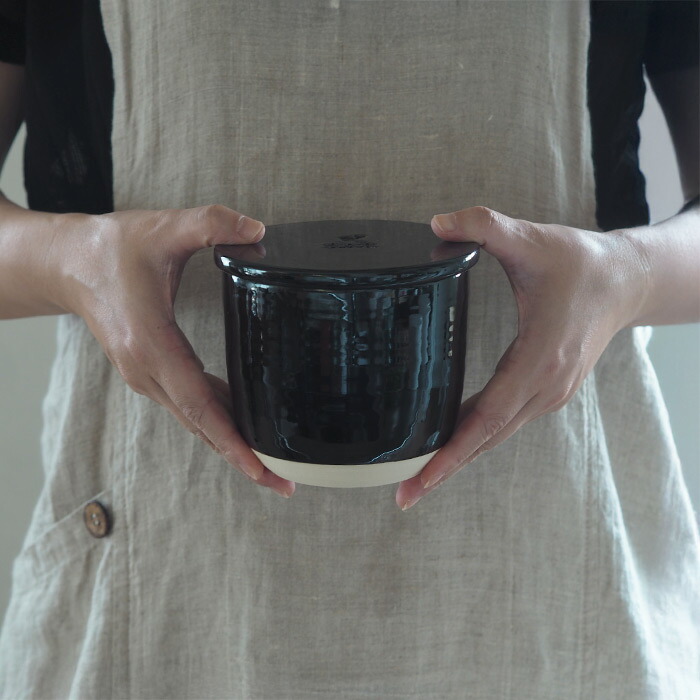 かもしか道具店　陶の飯びつ　こぶり　黒