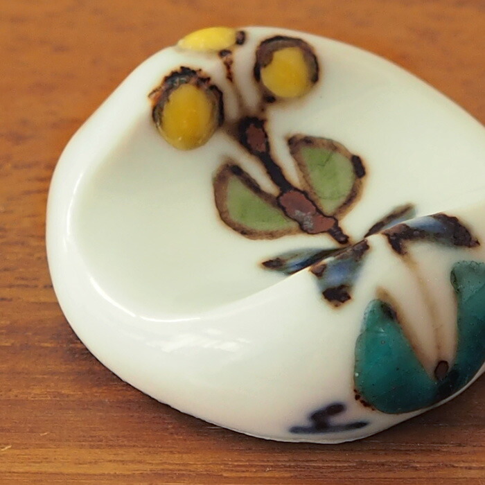 徳永遊心窯　色絵　花繋ぎ　箸置き