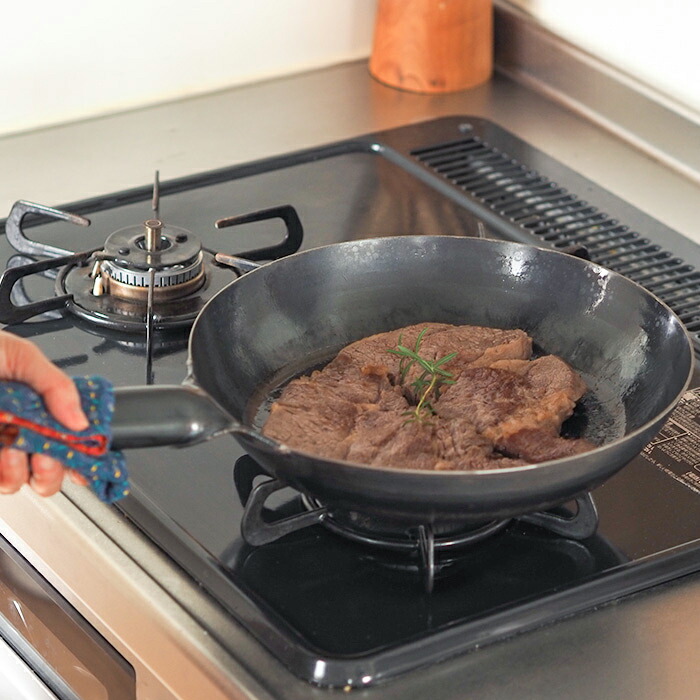 【公式】IH対応　山田工業所　鉄打出【丸柄フライパン】 （3.2mm） 28cm 空焚き済み