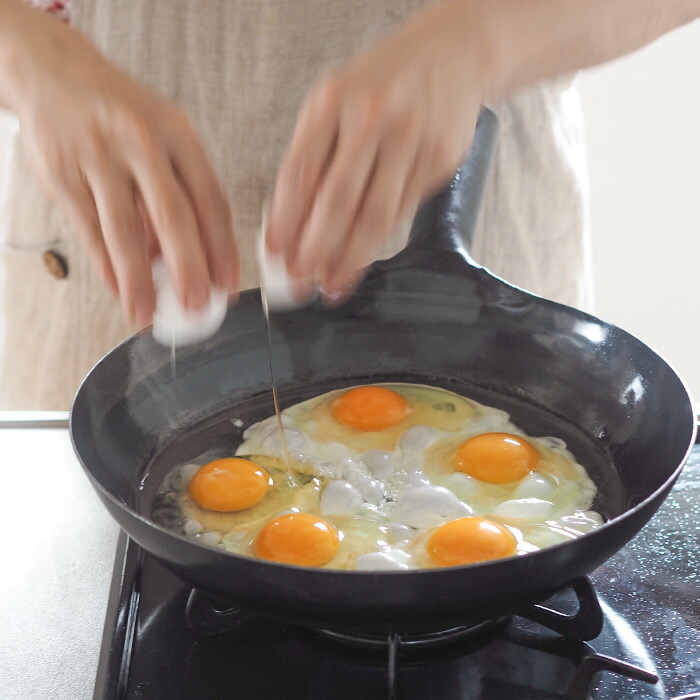 【公式】山田工業所　鉄打出【丸柄フライパン】 （1.6mm） 30cm 空焚き済み