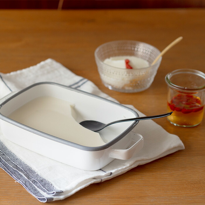 365methods　ホーローオーブンディッシュ　浅型S　ホワイト×ライトグレー